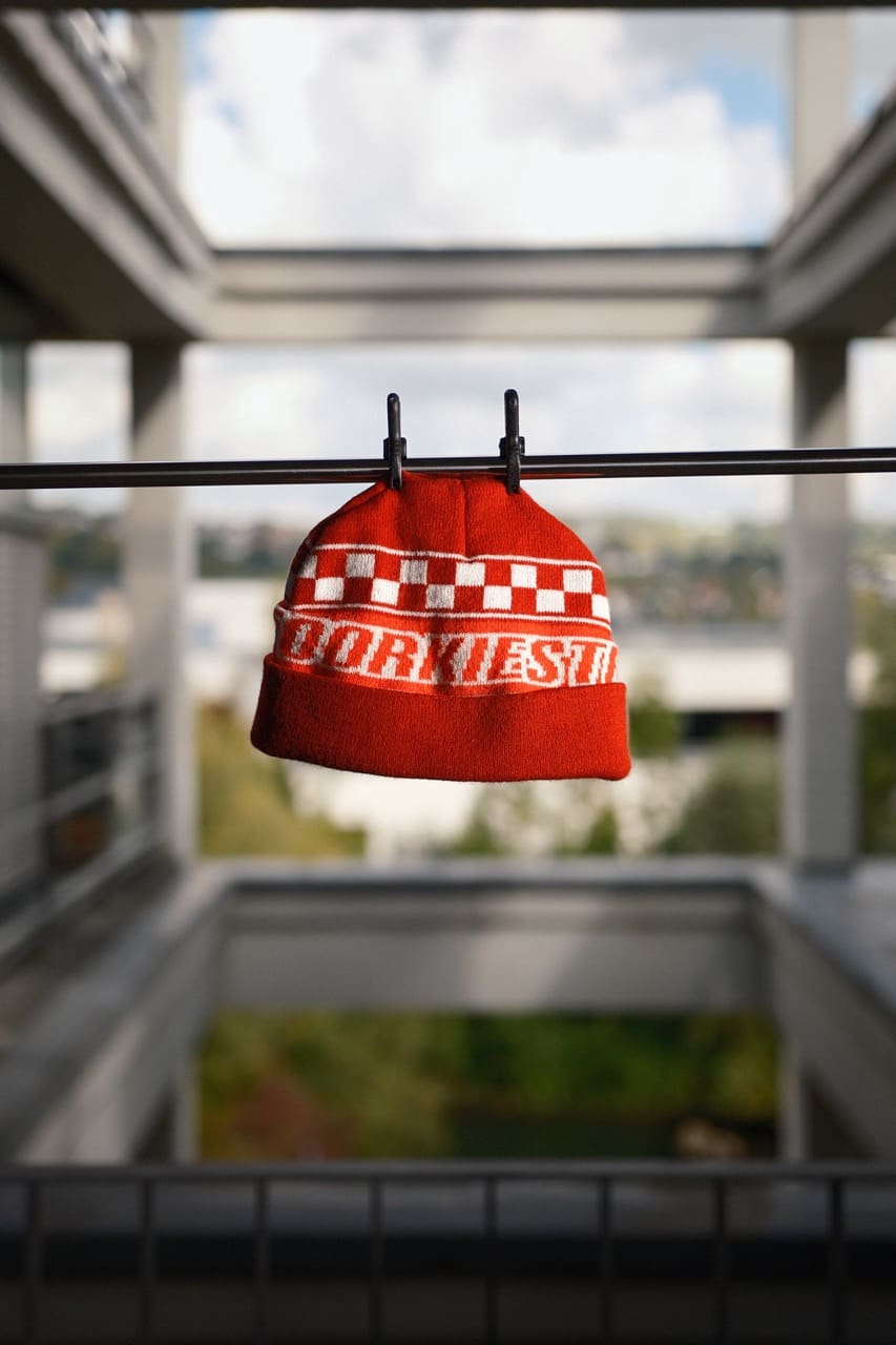 Sportliche Mütze mit individuellem Slogan